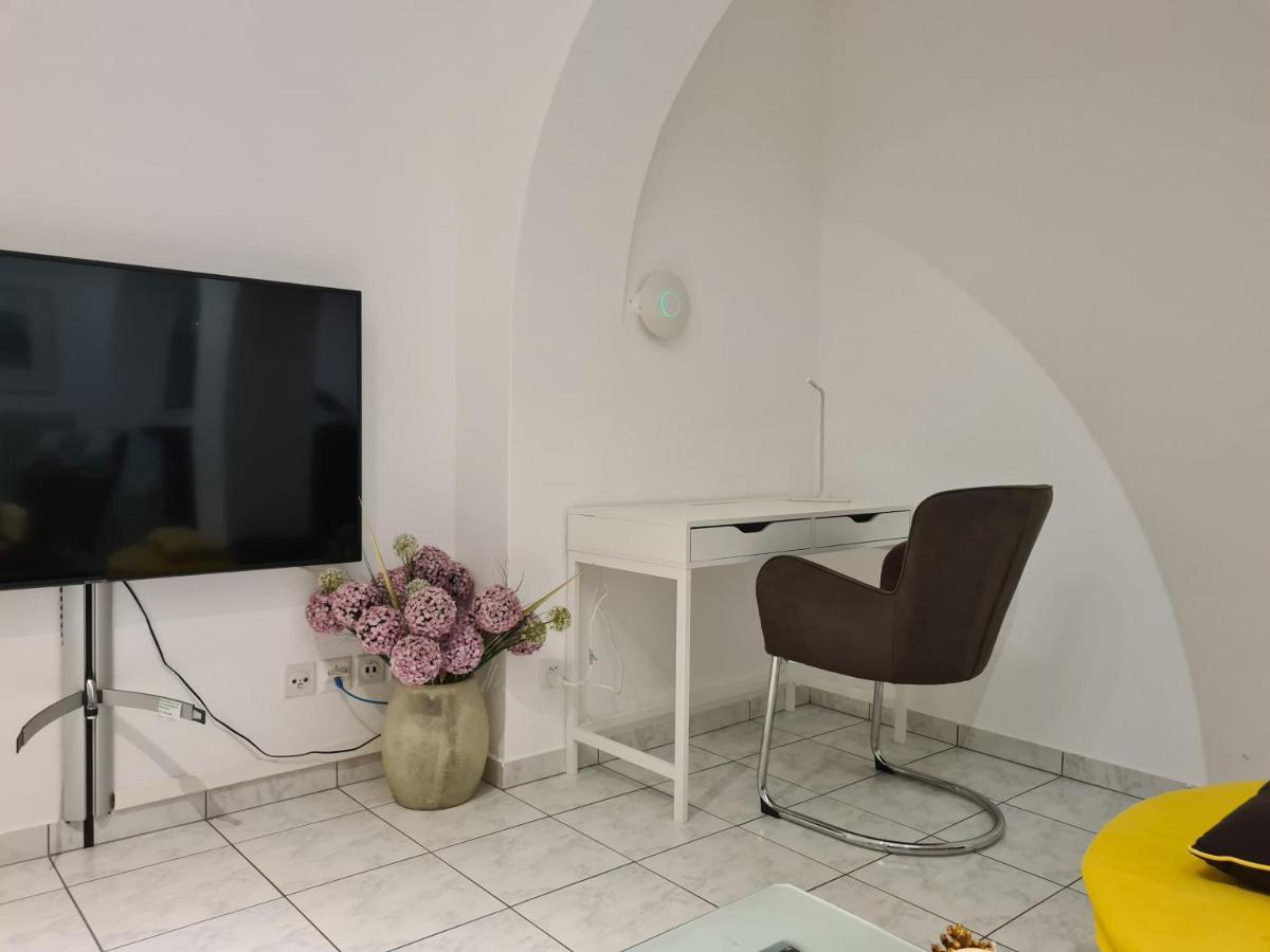 Renovierte Ferienwohnung im Zentrum von Locarno Exterior foto